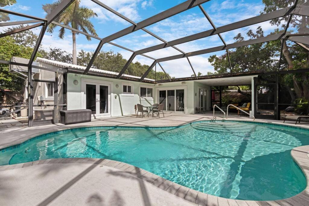Heated Pool I Soundproof Home I Firepit I 630Mbps ฮอลลีวูด ภายนอก รูปภาพ
