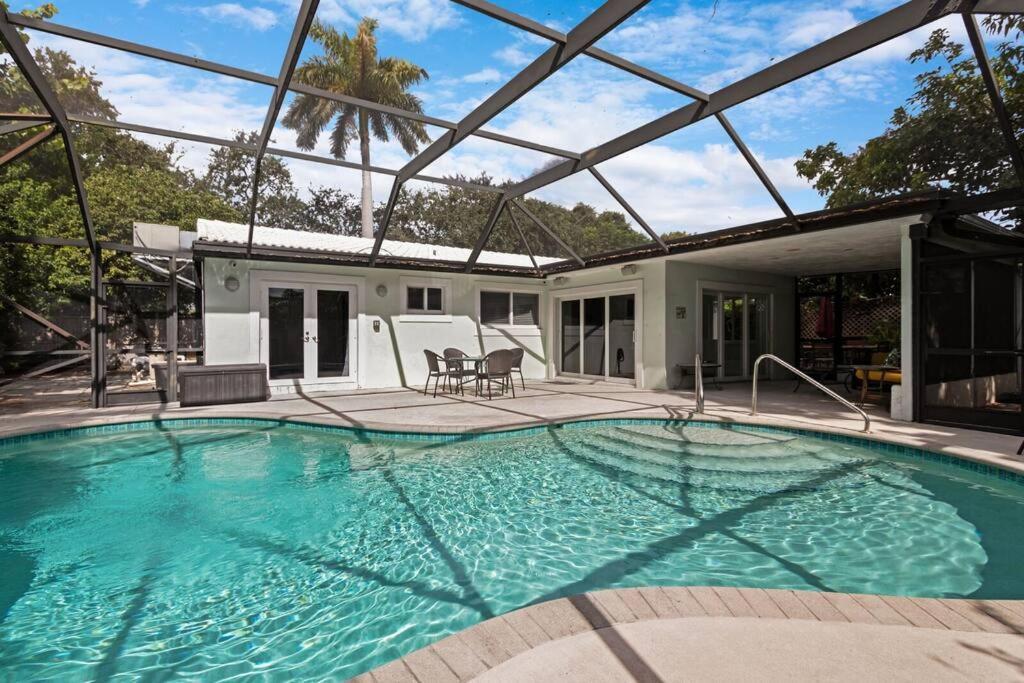 Heated Pool I Soundproof Home I Firepit I 630Mbps ฮอลลีวูด ภายนอก รูปภาพ